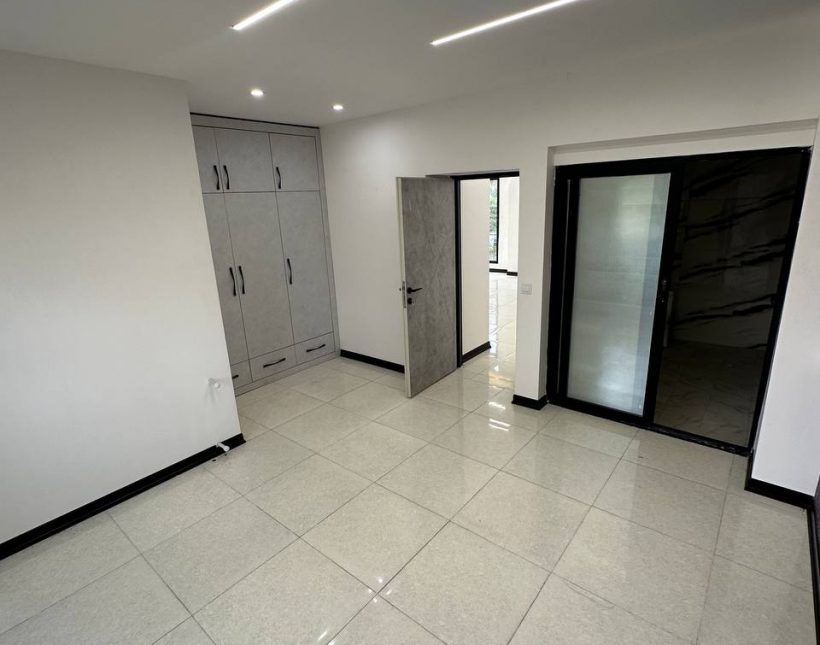 خرید ویلا فروش فوری معاوضه با انواع خودرو نعمت آباد چمستان | ۲۶۰ متر