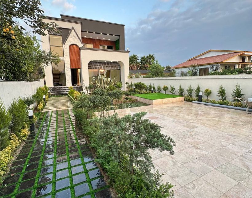 خرید ویلا ۳۰۰ متری مدارک کامل نما لوکس چمستان امیرآباد | ۳۰۰ متر