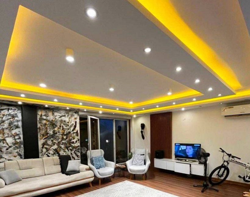 خرید ویلای مدرن شهرکی قطعه ۱ با استخر در نعمت‌آباد | ۳۰۰ متر