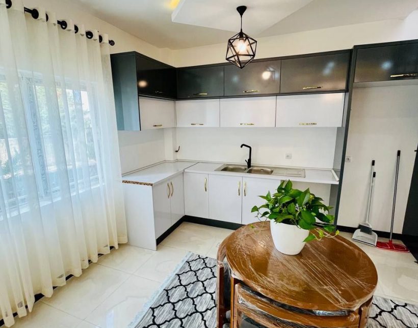 خرید ویلا در نور سرکاج ۲۸۰ متری استخردار سند تک برگ | ۲۸۰ متر