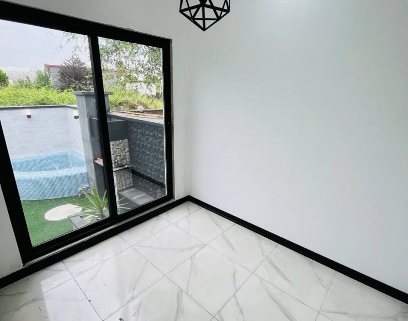 خرید ویلا فلت ۲۰۰ متری جکوزی سند دار جنگلی | ۲۰۰ متر