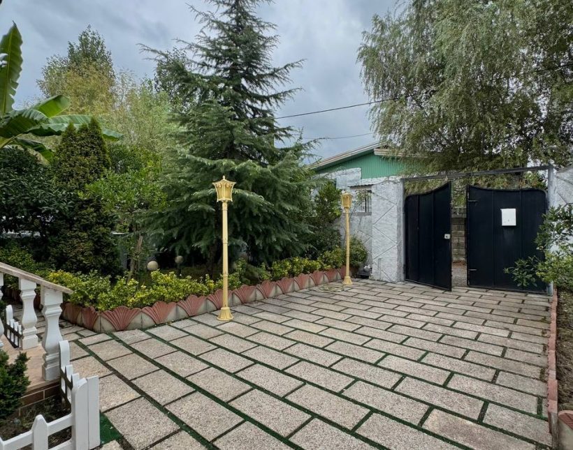 خرید ویلا باغ مدارک کامل آپادانا چمستان ۲۰۰ متر دو خوابه | ۲۰۰ متر