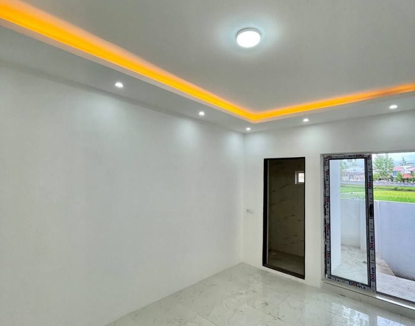 خرید ویلا نقلی داخل شهرک با اقساط بلندمدت در روستای اناده | 170 متر