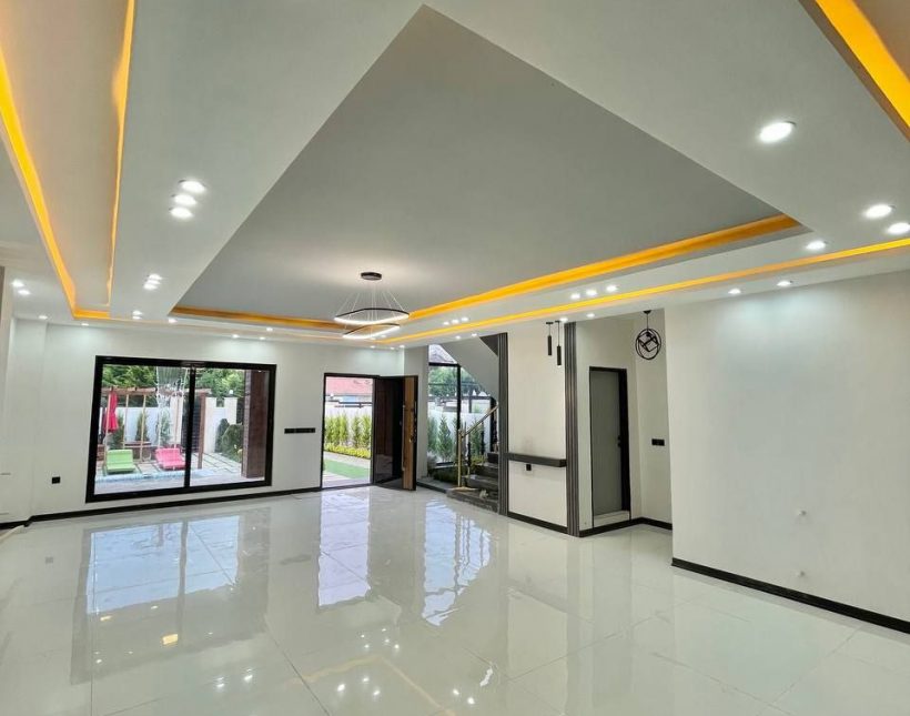 خرید ویلا نقلی داخل شهرک با اقساط بلندمدت در روستای اناده | 170 متر