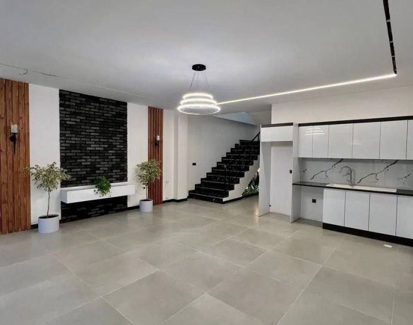 خرید ویلا لاکچری استخردار در منطقه چمستان نعمت آباد | 210 متر