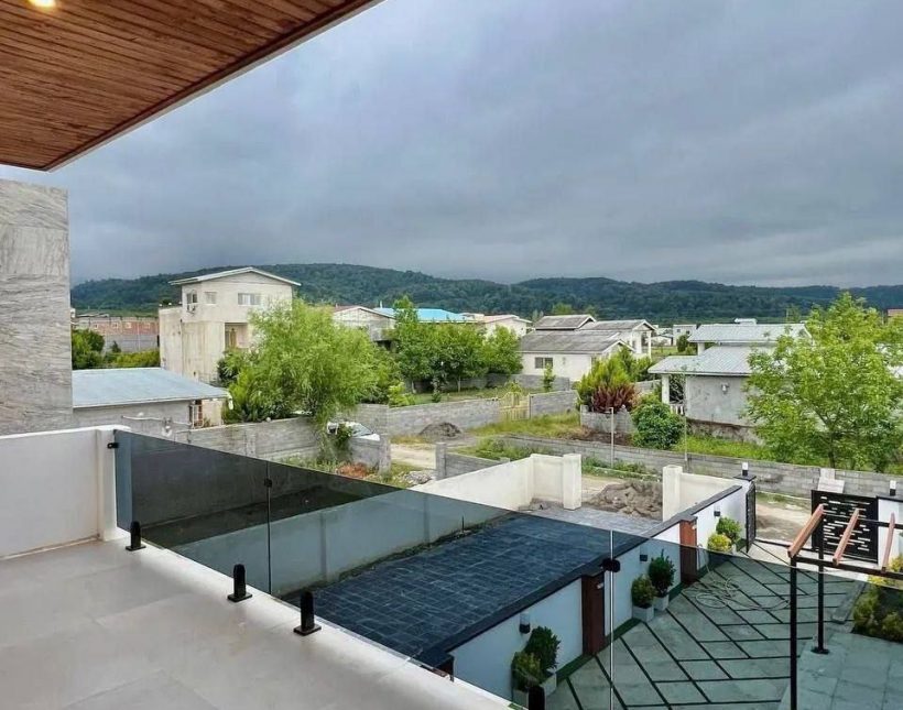 خرید ویلا لاکچری استخردار در منطقه چمستان نعمت آباد | 210 متر