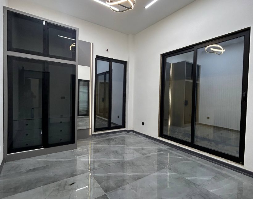 خرید ویلا باغ همکف مدرن با استخر ۴ فصل در نوار جنگلی هراز آمل | 400 متر