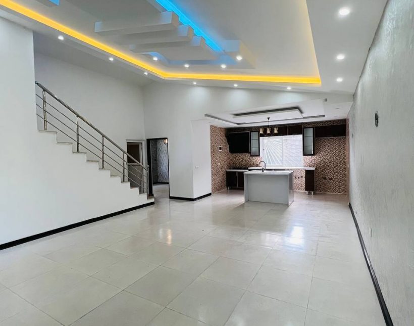 خرید ویلا پیلوت در نعمت آباد چمستان | ۳۴۰ متر