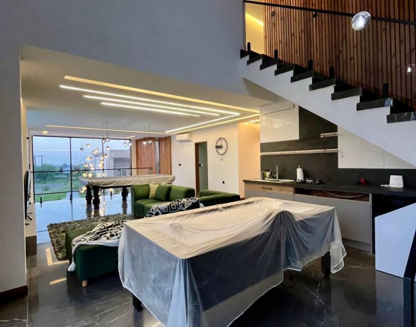 خرید ویلای دوبلکس لاکچری استخردار جنگلی در نور | ۷۰۰ متر