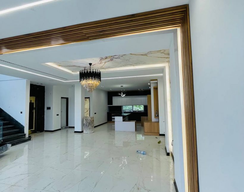 خرید ویلا سند دار ۵۰۰ متر بنا آسانسور داخلی اقساطی | ۲۹۰ متر