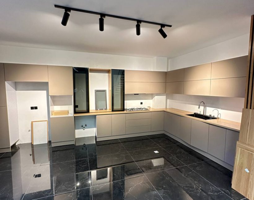 خرید ویلا در شهرک لوکس ۳۳۰ متری ۴ خوابه الیمالات نور | ۳۳۰ متر