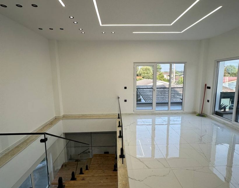 خرید ویلا دوبلکس مدرن ۳۶۰ متری روف دار نور الیمالات | ۳۶۰ متر