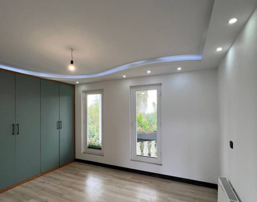 خرید ویلا کلاسیک دوبلکس شهرکی در چمستان سعادت | ۴۰۰ متر