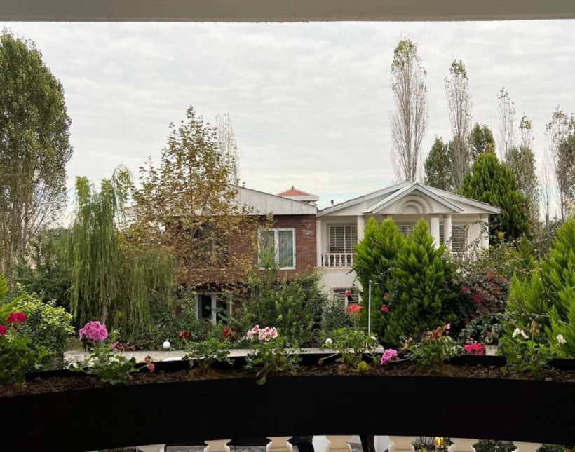 خرید ویلا کلاسیک دوبلکس شهرکی در چمستان سعادت | ۴۰۰ متر