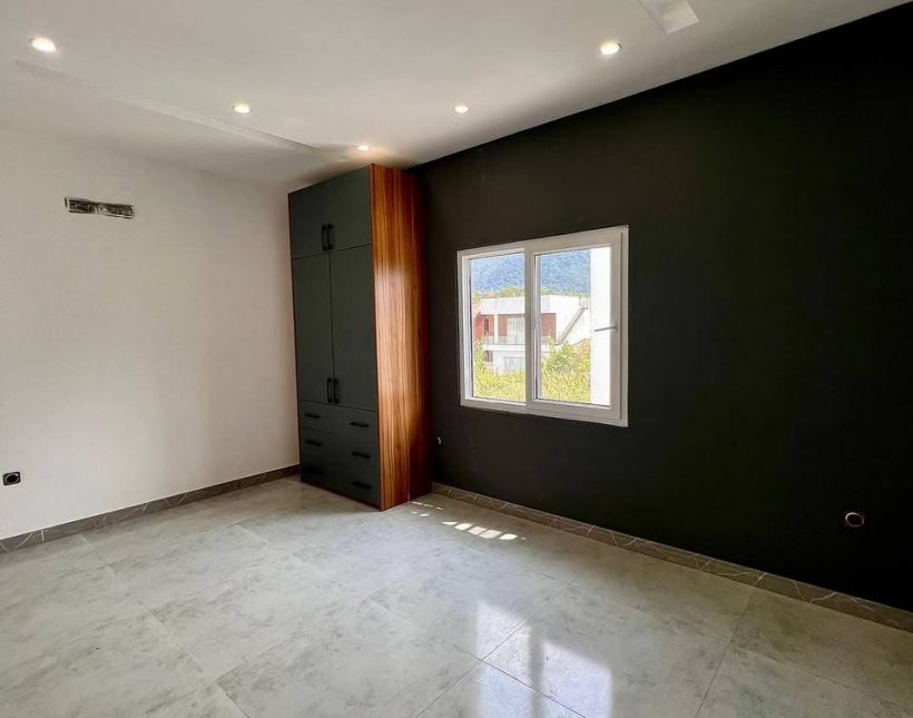 خرید ویلا دوبلکس نما مدرن مدارک کامل منطقه برند انارور نوشهر | 300 متر