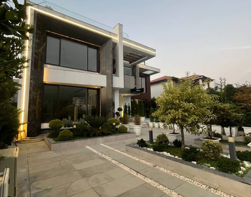 خرید ویلای تریبلکس مدرن با استخر شهرکی در نخ شمال نوشهر | ۶۰۰ متر