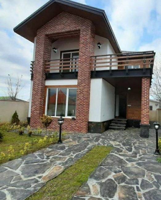 خرید ویلا 280 متری نما آجری طراحی بی نظیر | 280 متر
