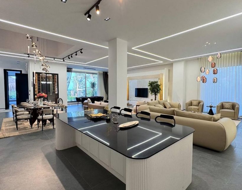 فروش ویلا باغ استخردار 700متری نما مدرن منطقه سیاهرود نوشهر | 700 متر