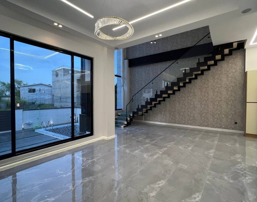 خرید ویلای مدرن دوبلکس شهرکی با استخر در سعادت‌آباد چمستان | ۳۰۰ متر