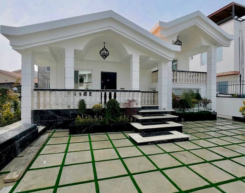 خريد ويلا نيم پيلوت ٣٥٠ متري با جكوزي در چمستان | 350 متر