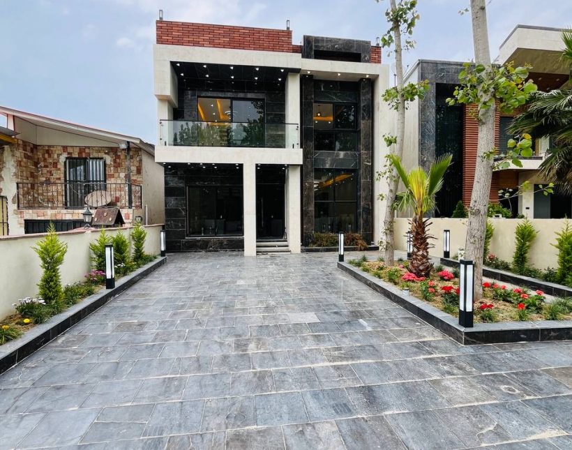 خريد ويلا دوبلكس ٣٠٠ متري با روف گاردن در همصفا چمستان | 300 متر