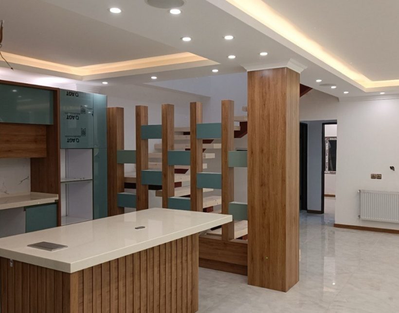 خرید ویلا دوبلکس ۳۴۰ متری مدارک کامل با حیاط سرسبز | ۳۴۰ متر