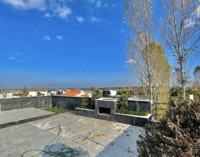 خرید ویلا ۴۵۰ متر بنا رووف گاردن آپادانا | ۳۵۰ متر