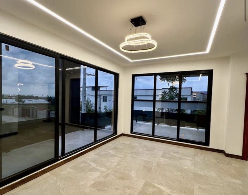 خرید ویلا ۲۶۰ متری استخر دار با روف الیمالات | ۲۶۰ متر