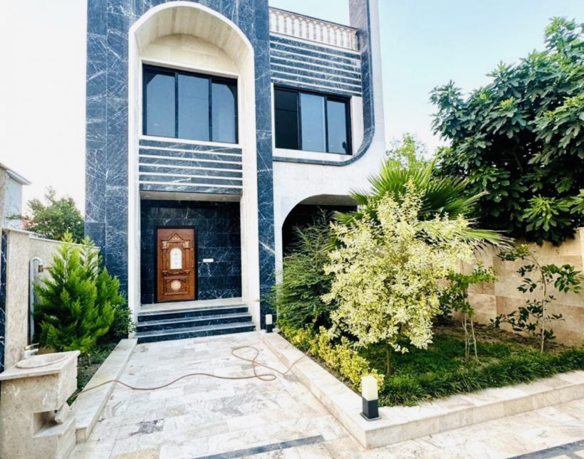 فروش ویلا مدرن ۲۳۰ متری تریبلکس با سند تک برگ | ۲۳۰ متر