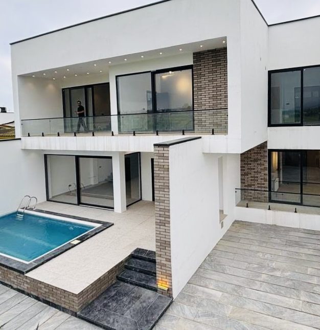 خرید ویلا ۳۸۰ متری استخردار خوش نقشه سرکاج | ۳۸۰ متر