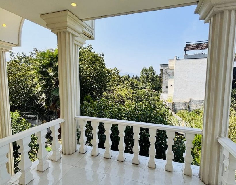 خرید ویلا ۳۰۰ متری مبله فول فرنیش کلوده با کنتور اختصاصی | ۳۰۰ متر