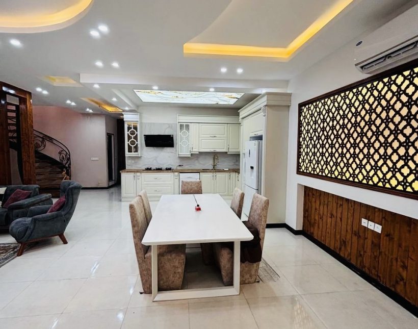 خرید ویلا ۳۰۰ متری مبله فول فرنیش کلوده با کنتور اختصاصی | ۳۰۰ متر