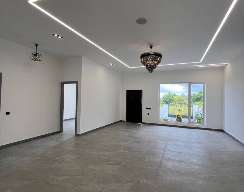 خرید ویلا فلت نما مدرن ۲۴۰ متری الیمالات جنگلی | ۲۴۰ متر