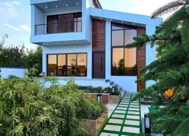 خرید ویلا پیلوت مدرن استخر داخل قواره اول جنگل | ۳۰۰ متر
