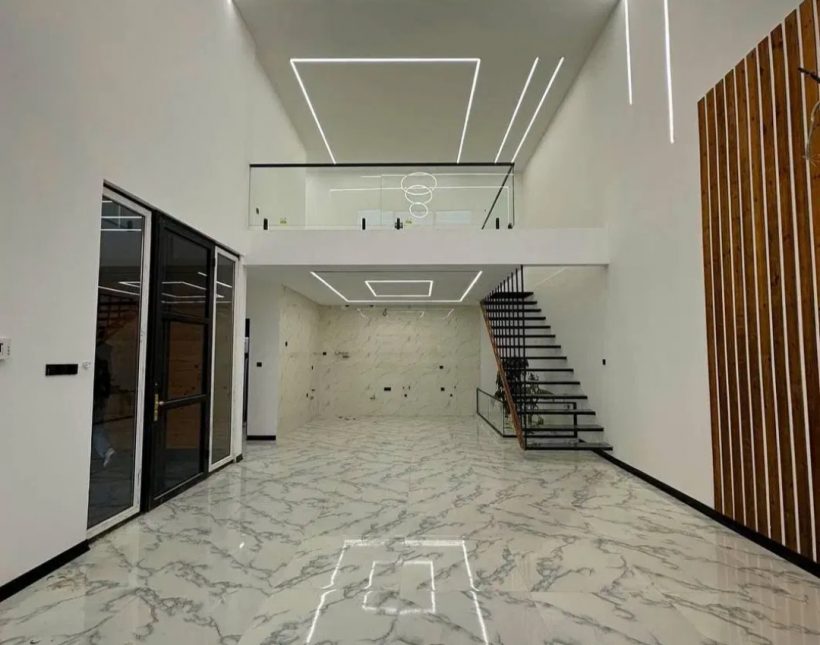 خرید ویلا دوبلکس مدرن ۳۰۰ متری استخردار شهرک برند | ۳۰۰ متر