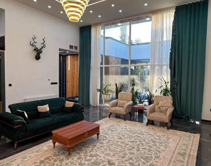 خرید ویلا در الیمالات نور ۴۰۰ متری مدرن هوشمند استخردار | ۴۰۰ متر