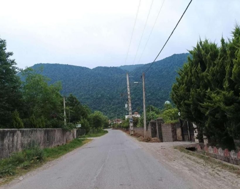 خرید ویلا نیم پیلوت سند دار و مبله چمستان | ۲۵۰ متر