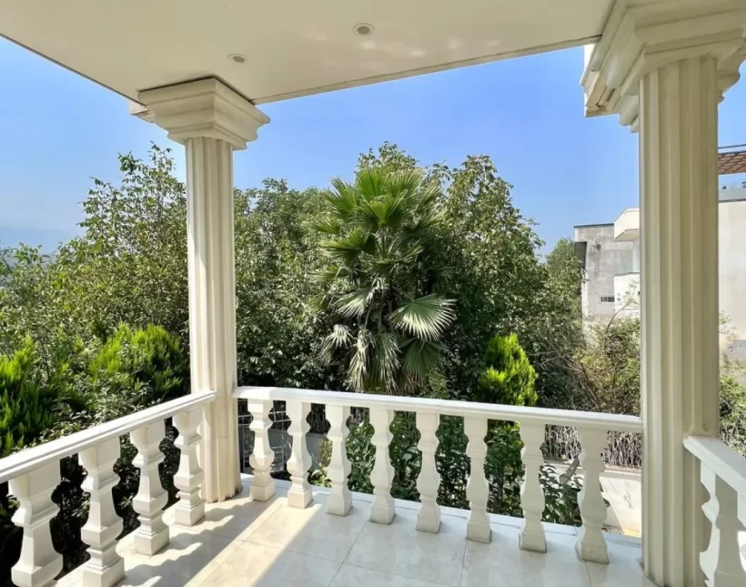 فروش کاخ ویلا فول فرنیش سند دار منطقه جنگلی آمل | 300 متر