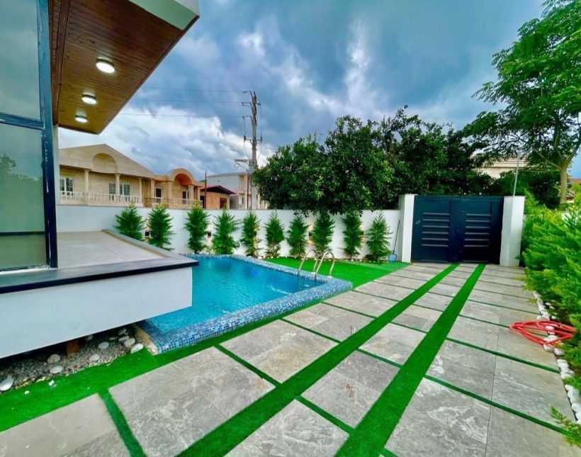 خرید ویلا دوبلکس مدرن استخردار روفگاردن ویو ابدی سند دار | ۳۰۰ متر