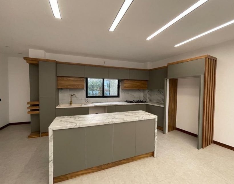 خرید ویلا دوبلکس مدرن استخردار روفگاردن ویو ابدی سند دار | ۳۰۰ متر