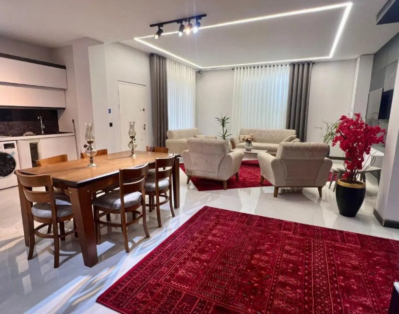 خرید ویلا همصفا چمستان ۳۰۰ متری مدرن استخردار مبله | ۳۰۰ متر