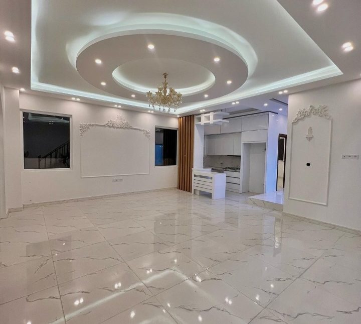 خرید کاخ ویلا کلاسیک استخر داخلی جاده جنگلی ایزدشهر سند دار | ۳۰۰ متر