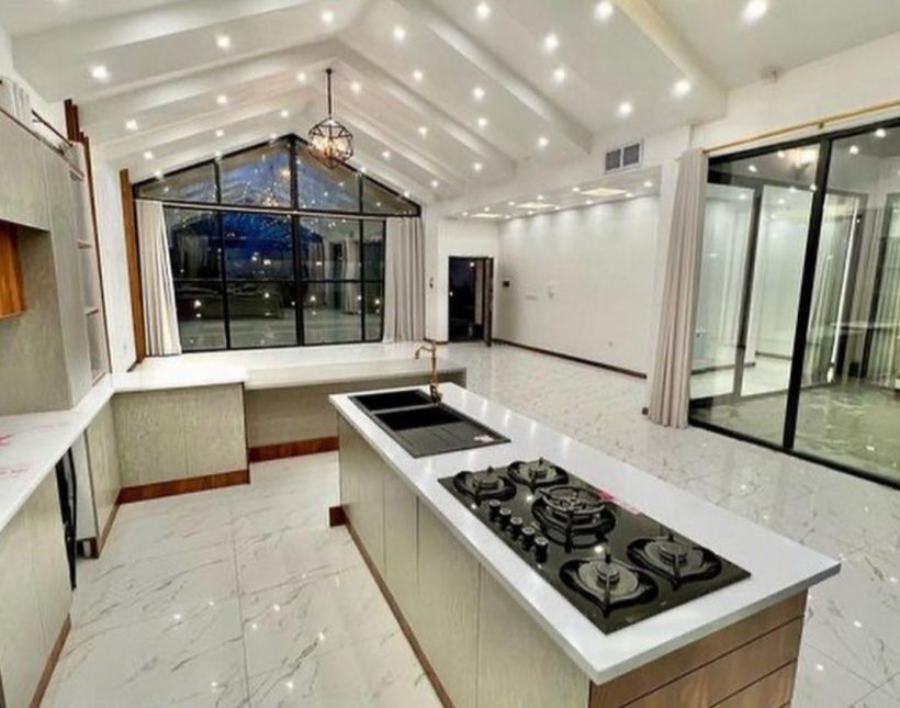 خرید ویلا سعادت آباد چمستان ۳۵۰ متری فلت هوشمند استخردار | ۳۵۰ متر