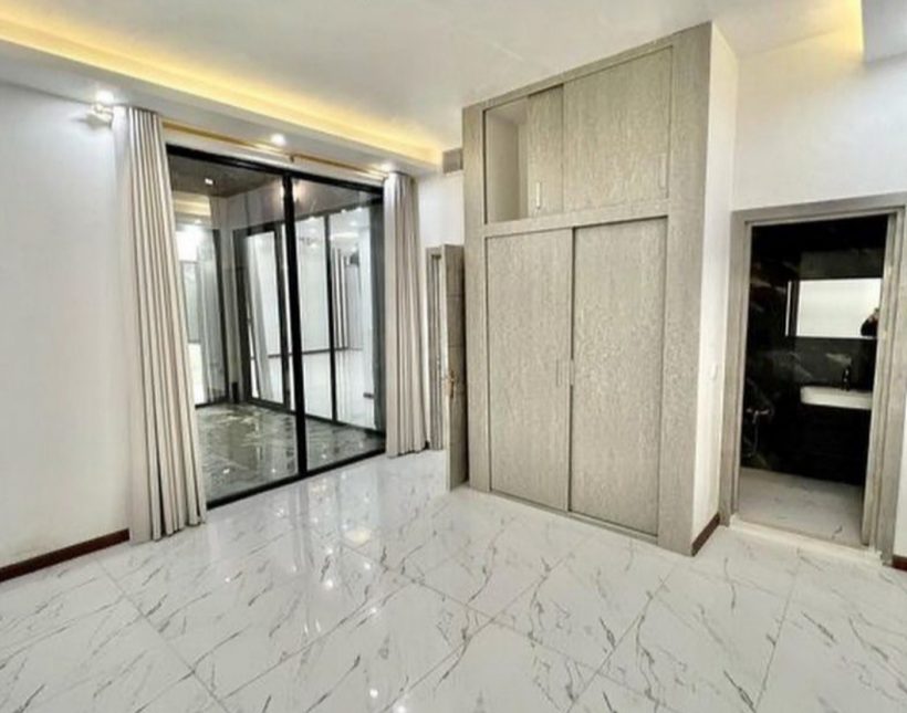 خرید ویلا سعادت آباد چمستان ۳۵۰ متری فلت هوشمند استخردار | ۳۵۰ متر