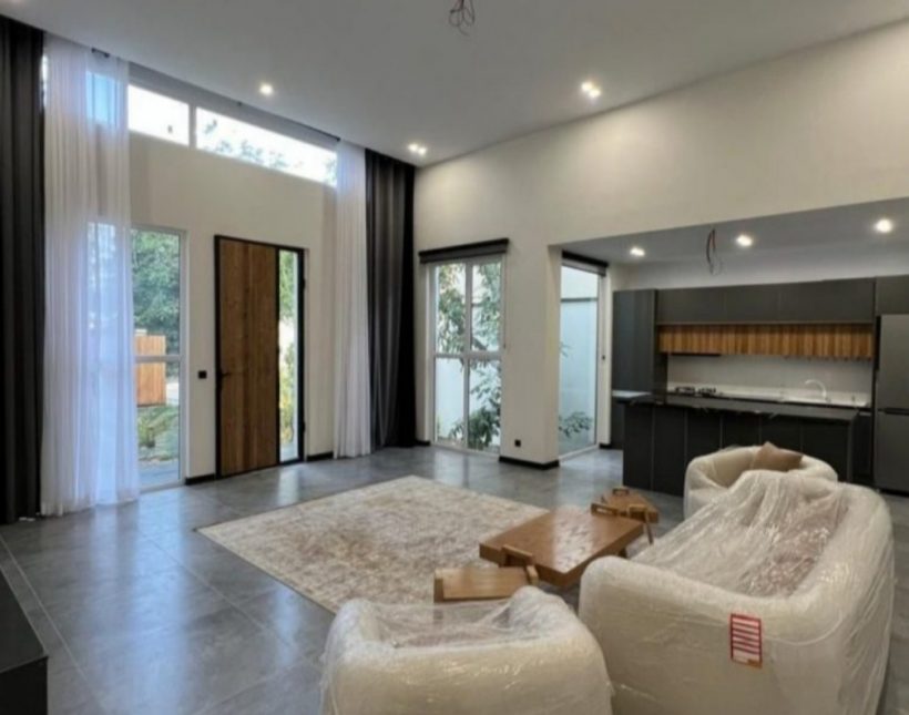 خرید ویلا همصفا چمستان مدرن شیک استخردار مبله کامل | ۳۵۰ متر