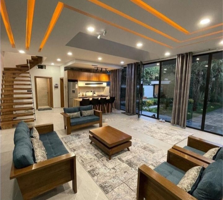 خرید ویلا همصفا چمستان ۳۰۰ متری مدرن استخردار فول فرنیش | ۳۰۰ متر