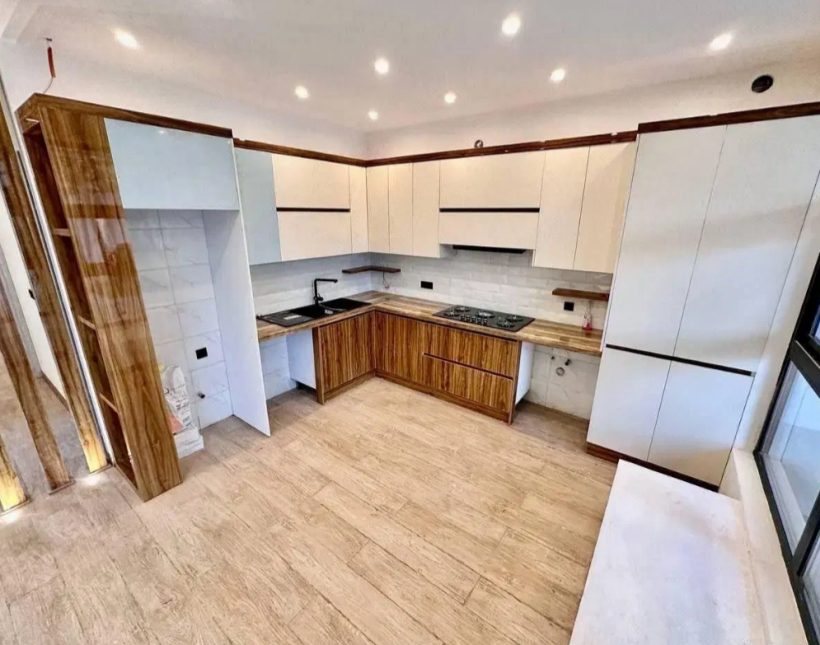 خرید ویلا در نور ۳۵۰ متری مدرن هوشمند استخردار | ۳۵۰ متر