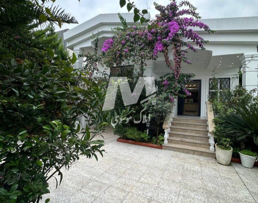 خرید ویلا در چمستان ۲۵۰ متری نما رومی سند دار شهرک جنگلی | ۲۵۰ متر