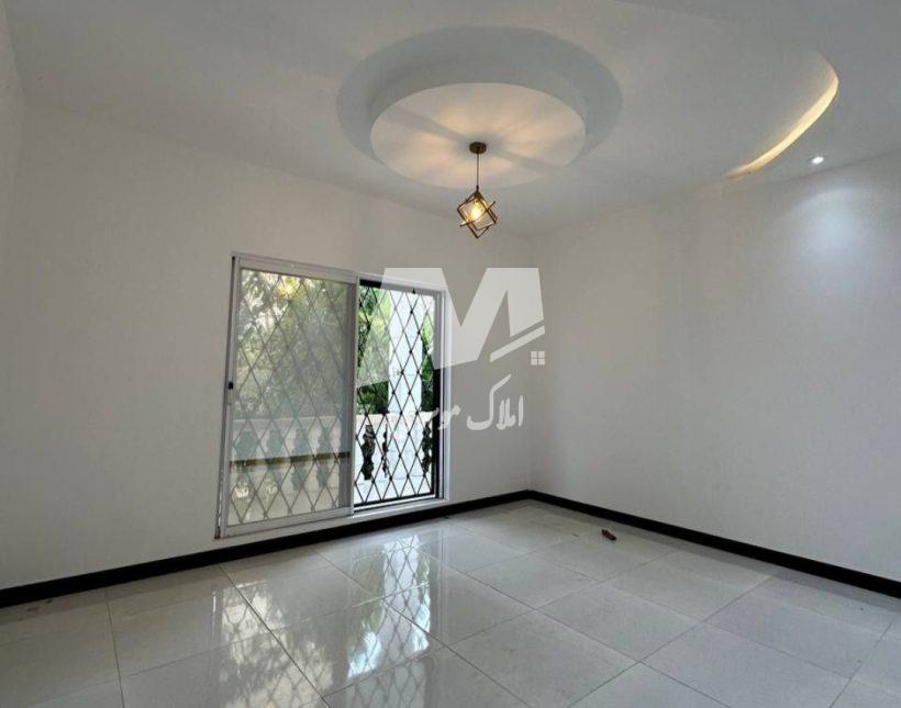 خرید ویلا در چمستان ۲۵۰ متری نما رومی سند دار شهرک جنگلی | ۲۵۰ متر