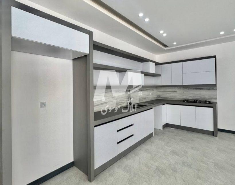 خرید ویلا در نور ۳۵۰ متری مدرن استخردار شهرک برند | ۳۵۰ متر